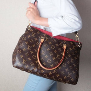 💎✨AUTHENTIC✨💎 LOUIS VUITTON Pallas MM
